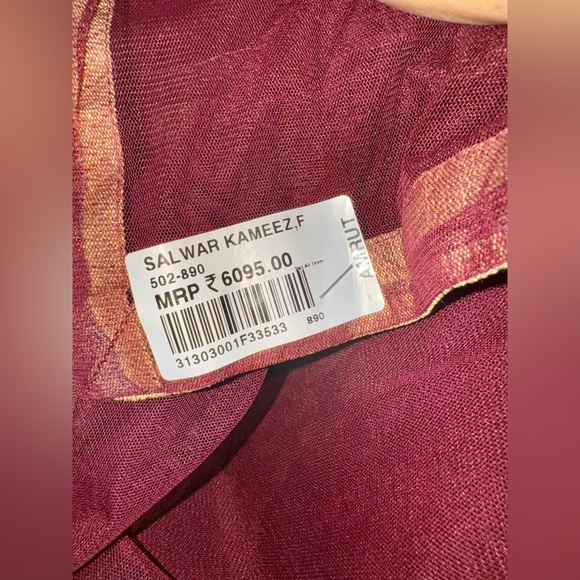 NWT Burgundey Embroidered Indian Gown - Picture 4 of 5